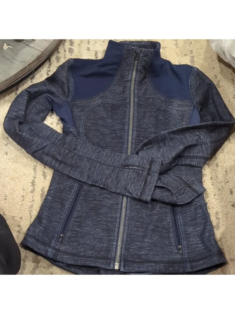 lululemon athletica zip it